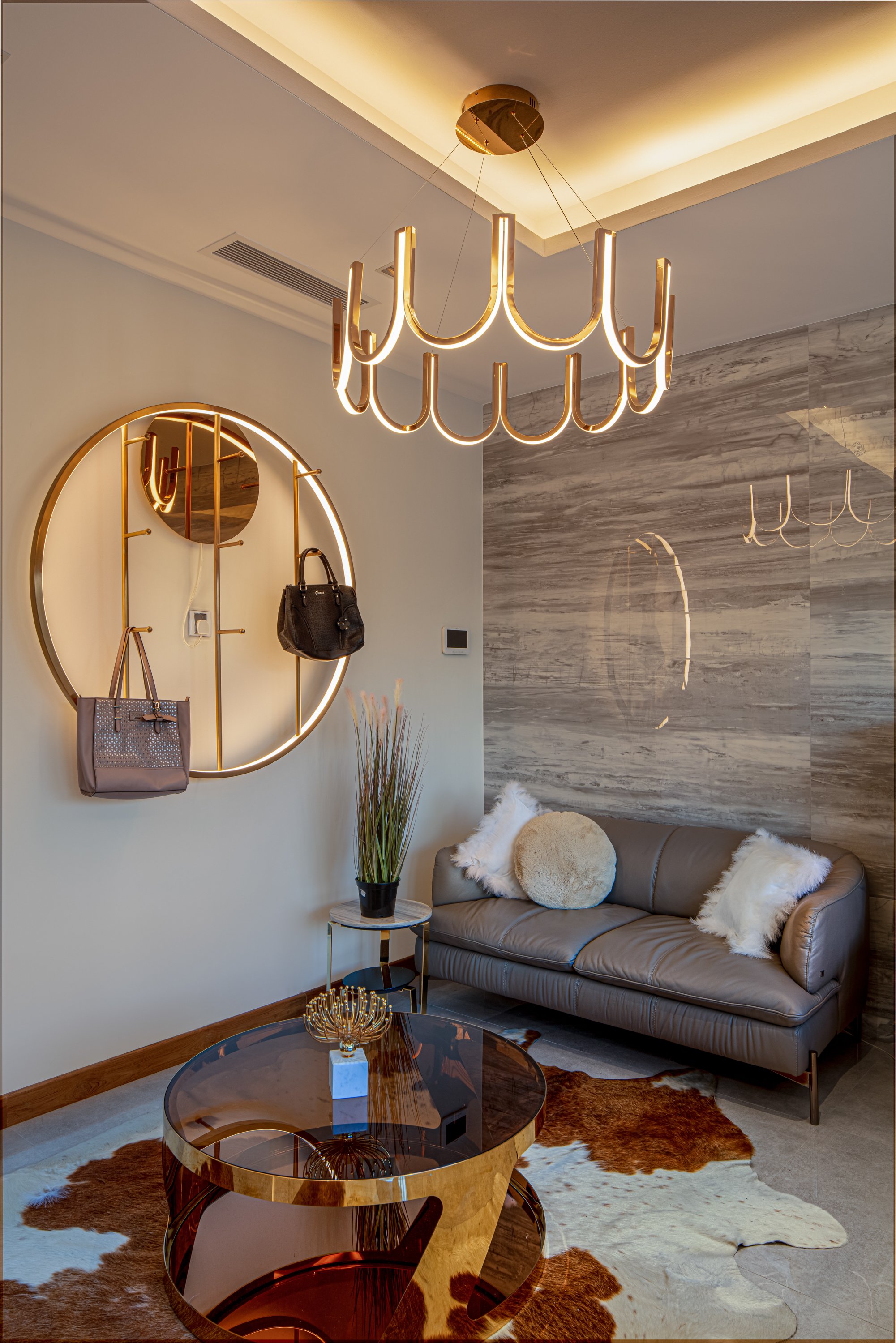 INTERIOR - PRIVATE RESIDENTIAL